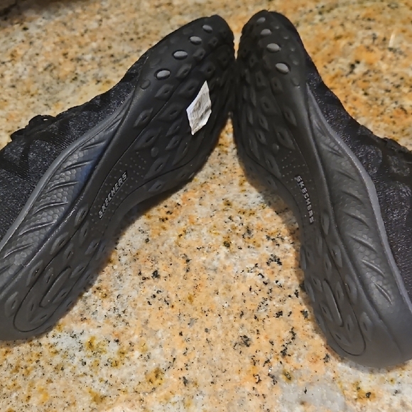 Skechers Summit Sneakers - Picture 8 of 10